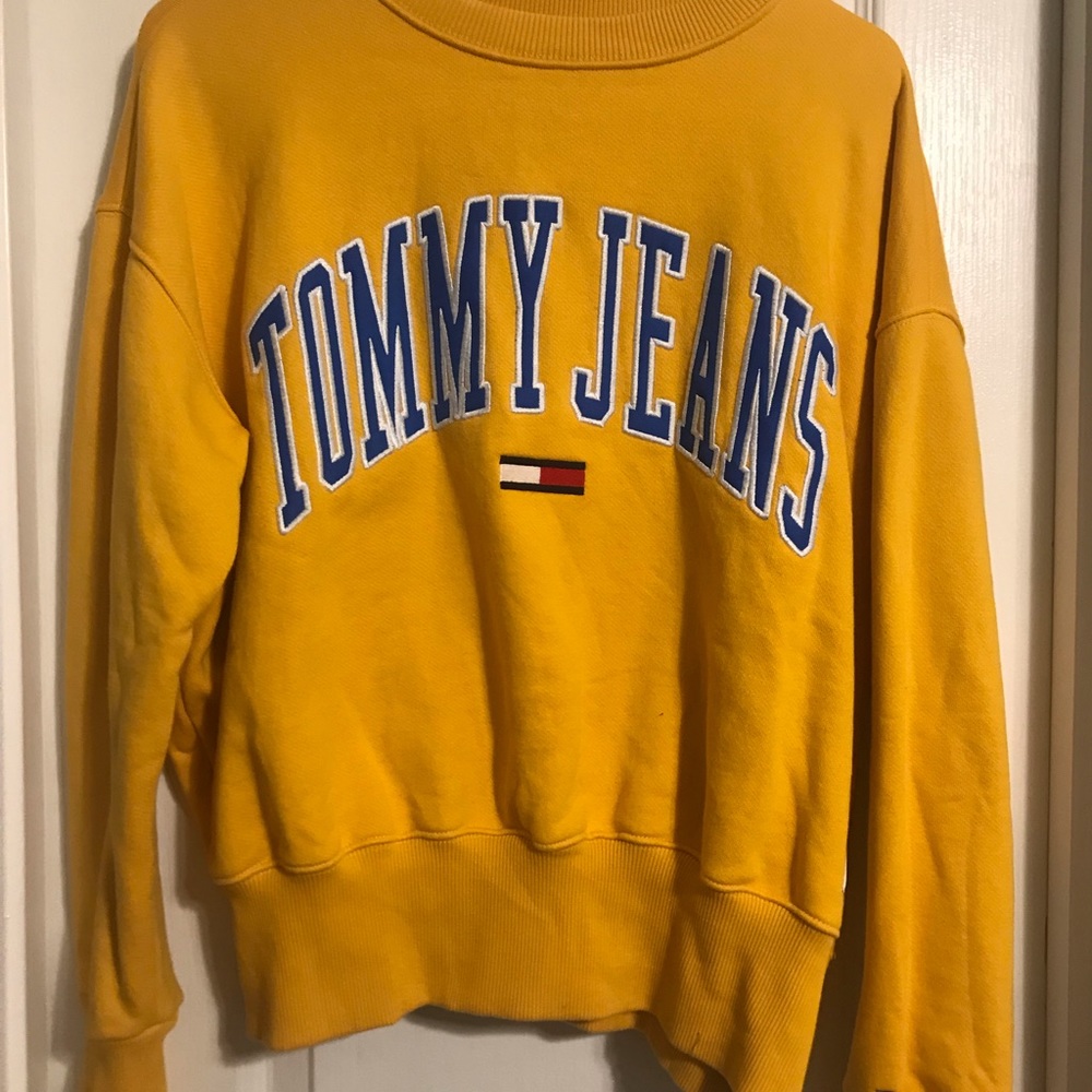 Tommy Jean sweatshirt